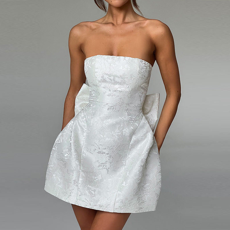 Elegant Strapless Mini Dress with Oversized Bow: Chic Summer Party & Evening Gown NommL